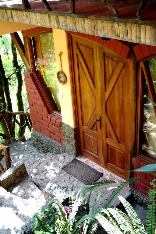 Finca Chamanapamba Guest House Баньйос Номер фото